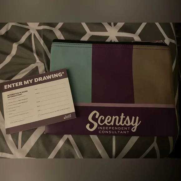 Scentsy Items - Picture 1 of 5